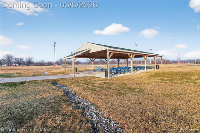 1517 Lillian Street, Westland, MI 48186