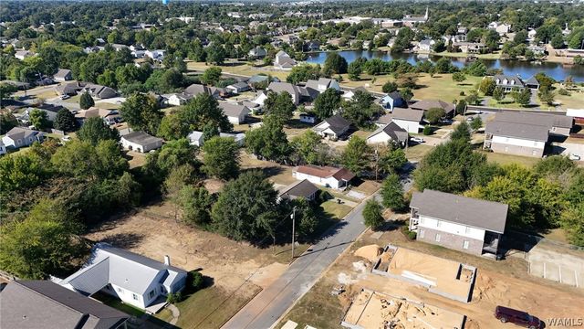 411 17th E, Tuscaloosa, AL 35401