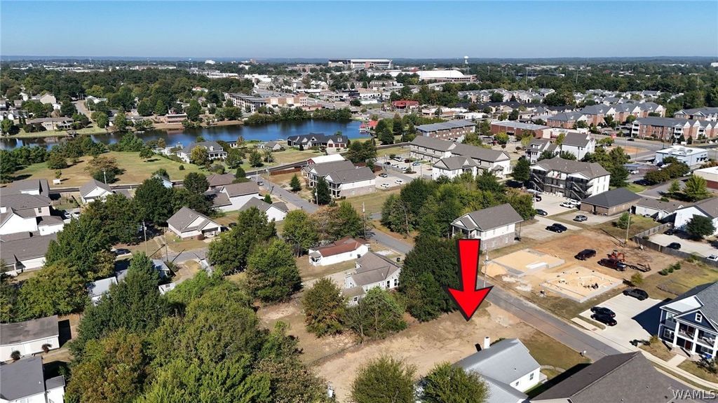 411 17th E, Tuscaloosa, AL 35401