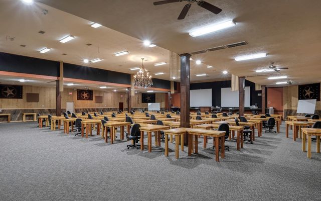 48600 Highway 290 Bus, Hempstead, TX 77445