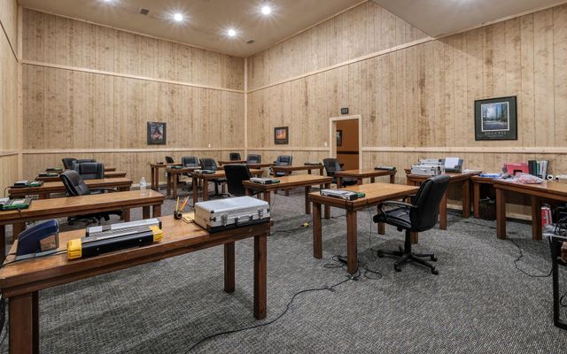 48600 Highway 290 Bus, Hempstead, TX 77445