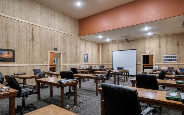 48600 Highway 290 Bus, Hempstead, TX 77445