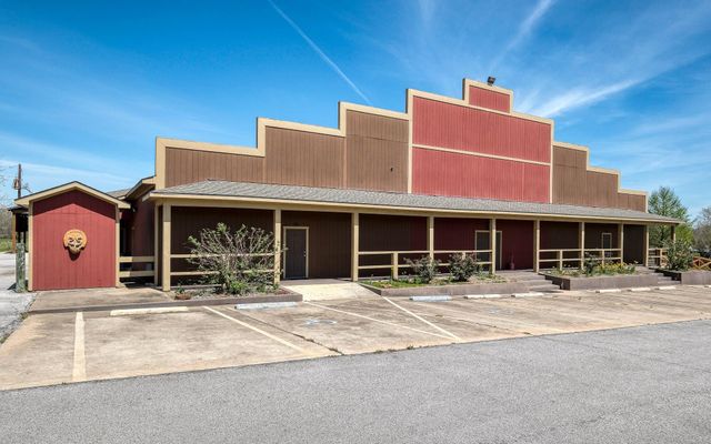 48600 Highway 290 Bus, Hempstead, TX 77445