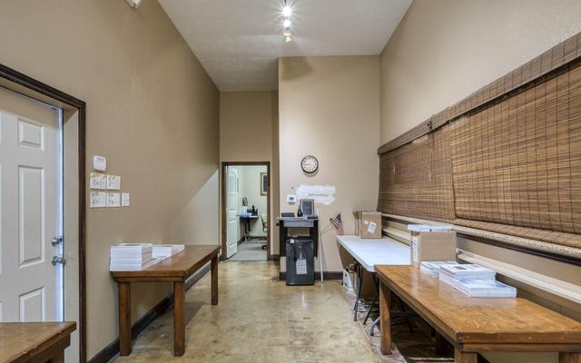 48600 Highway 290 Bus, Hempstead, TX 77445