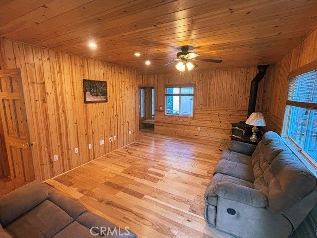 33308 Iris Drive, Green Valley Lake, CA 92341