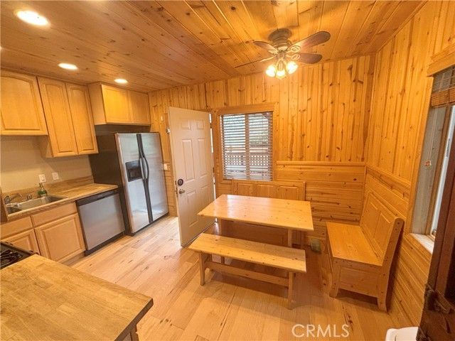 33308 Iris Drive, Green Valley Lake, CA 92341