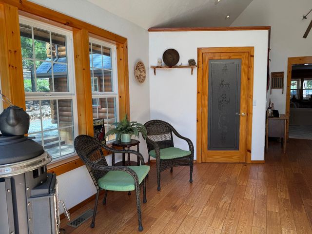 19380 Ponderosa Dr, Pioneer, CA 95666