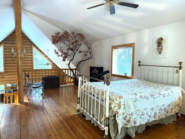 19380 Ponderosa Dr, Pioneer, CA 95666