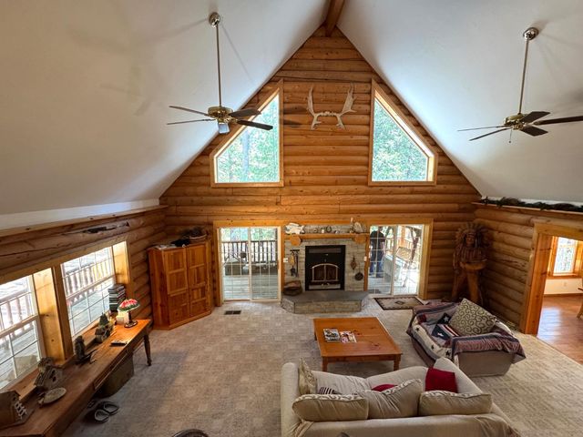 19380 Ponderosa Dr, Pioneer, CA 95666