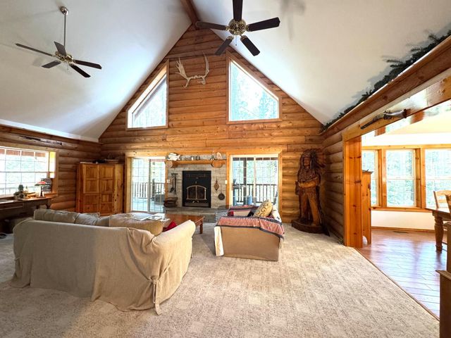 19380 Ponderosa Dr, Pioneer, CA 95666