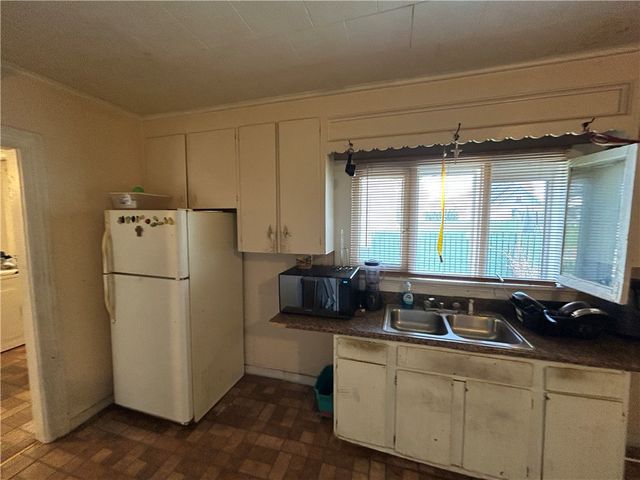 71 Ontario Street, Rochester, NY 14605