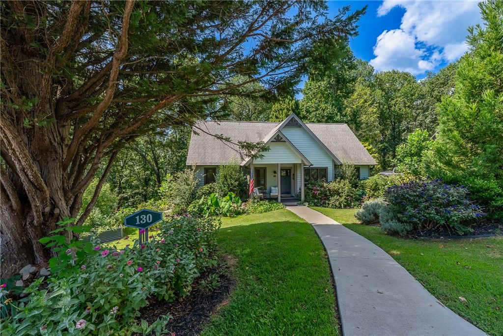 130 Raptor Way, Landrum, SC 29356