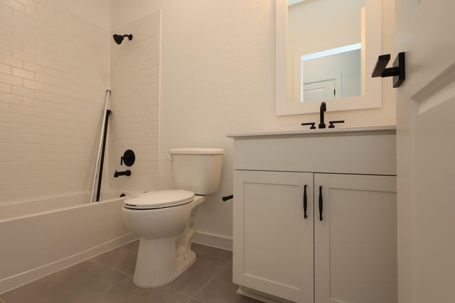 510 Barnier Street, Montgomery, TX 77356