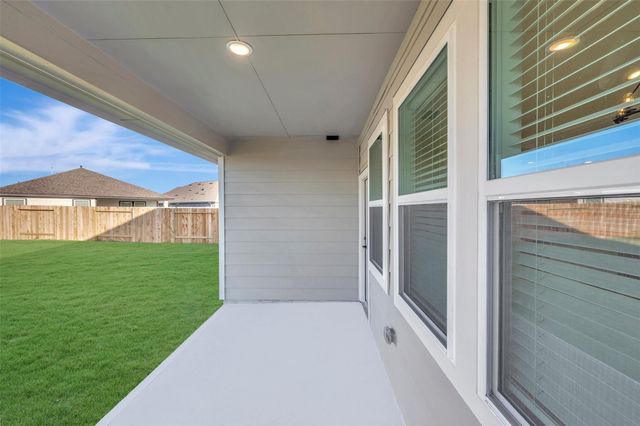 510 Barnier Street, Montgomery, TX 77356