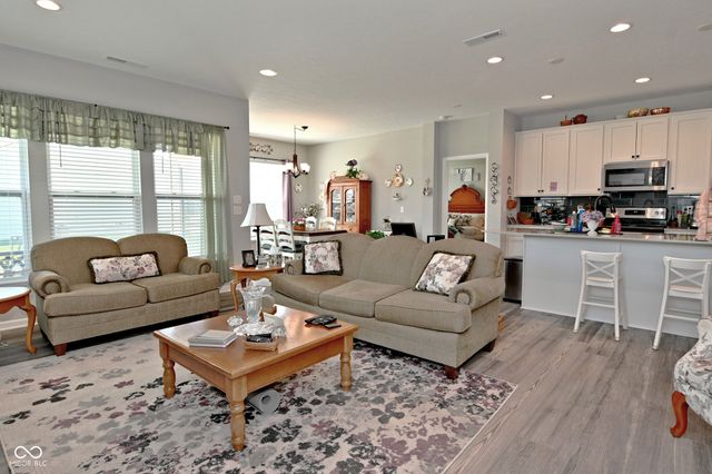 6561 Amber Court, Whitestown, IN 46075