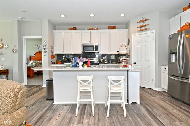 6561 Amber Court, Whitestown, IN 46075