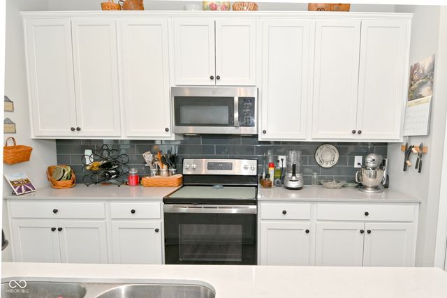 6561 Amber Court, Whitestown, IN 46075