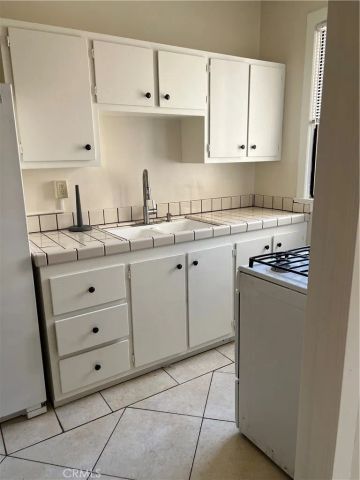 315 W 3rd 212, Long Beach, CA 90802