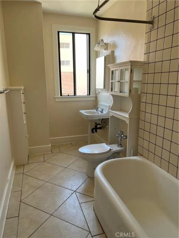 315 W 3rd 212, Long Beach, CA 90802