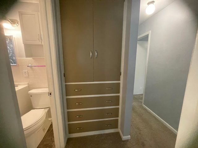 523 Alexander Dr, Haysville, KS 67060