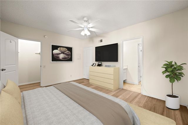 21219 Roscoe Boulevard 211, Canoga Park, CA 91304