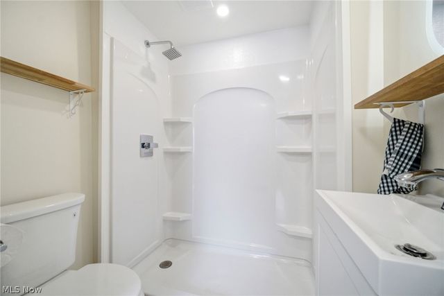 241 King Street, Fairport Harbor, OH 44077