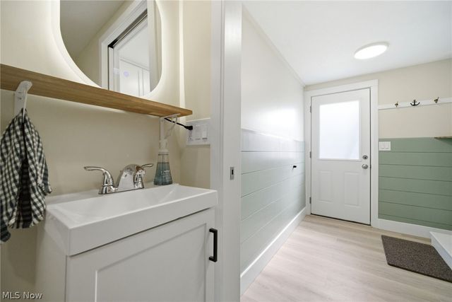 241 King Street, Fairport Harbor, OH 44077