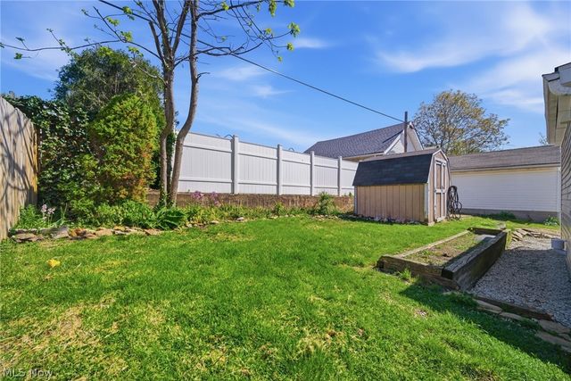 241 King Street, Fairport Harbor, OH 44077