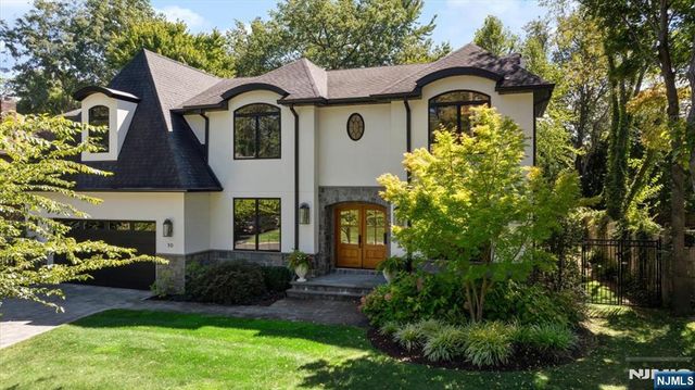 10 Day Avenue, Tenafly, NJ 07670