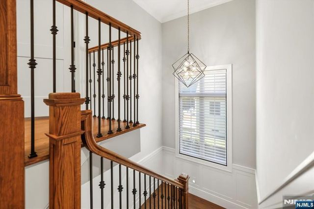 10 Day Avenue, Tenafly, NJ 07670
