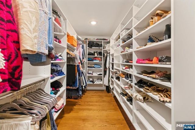 10 Day Avenue, Tenafly, NJ 07670