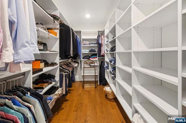 10 Day Avenue, Tenafly, NJ 07670