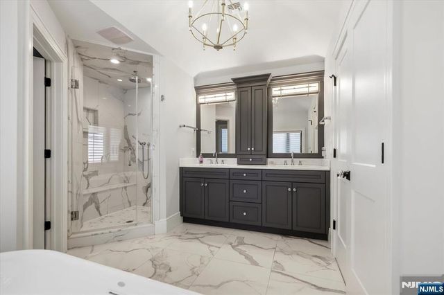 10 Day Avenue, Tenafly, NJ 07670