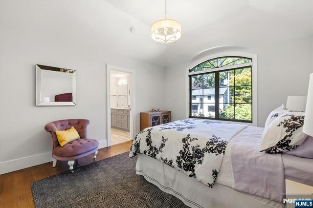 10 Day Avenue, Tenafly, NJ 07670