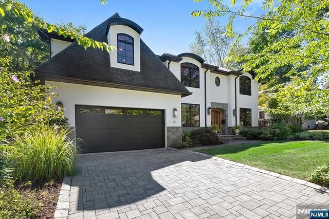 10 Day Avenue, Tenafly, NJ 07670