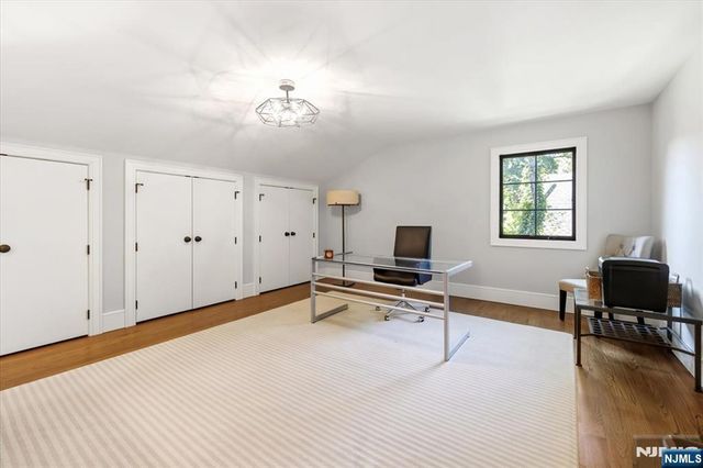 10 Day Avenue, Tenafly, NJ 07670