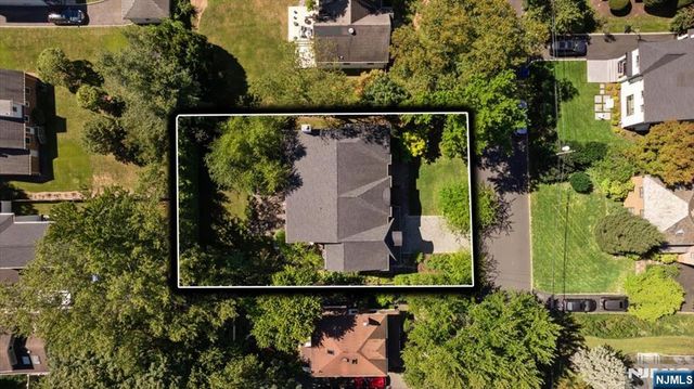 10 Day Avenue, Tenafly, NJ 07670