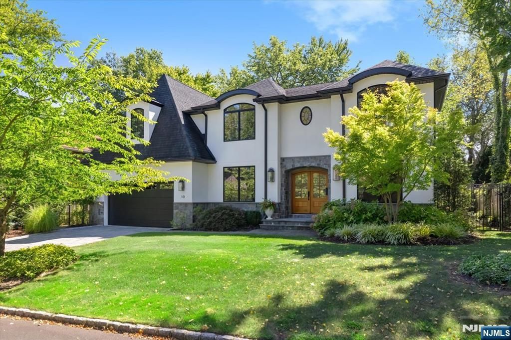 10 Day Avenue, Tenafly, NJ 07670
