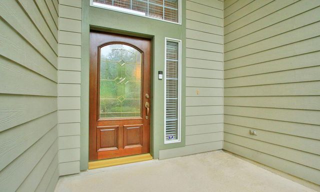 142 W Burberry Circle, The Woodlands, TX 77384