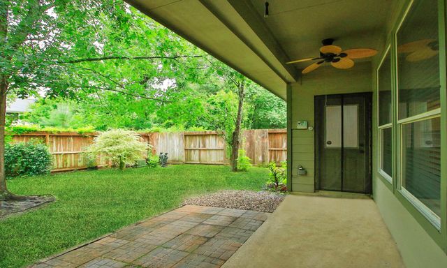 142 W Burberry Circle, The Woodlands, TX 77384