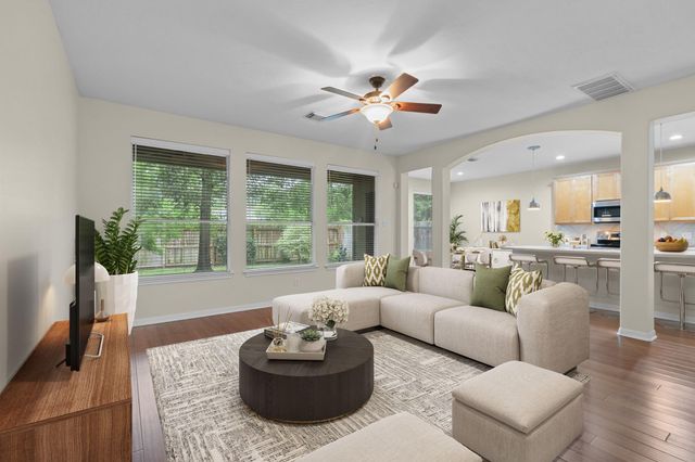 142 W Burberry Circle, The Woodlands, TX 77384