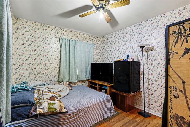 1636 Delwood Avenue, Wyoming, MI 49509