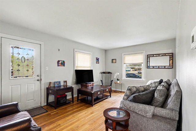 1636 Delwood Avenue, Wyoming, MI 49509