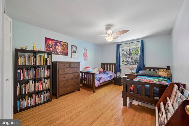 774 ROBINHOOD RD, Bryn Mawr, PA 19010