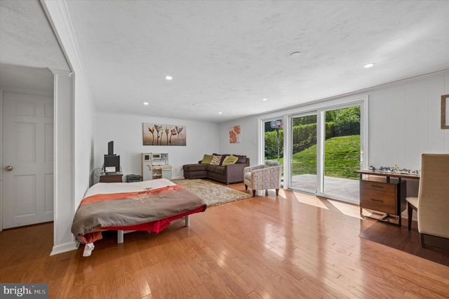 774 ROBINHOOD RD, Bryn Mawr, PA 19010