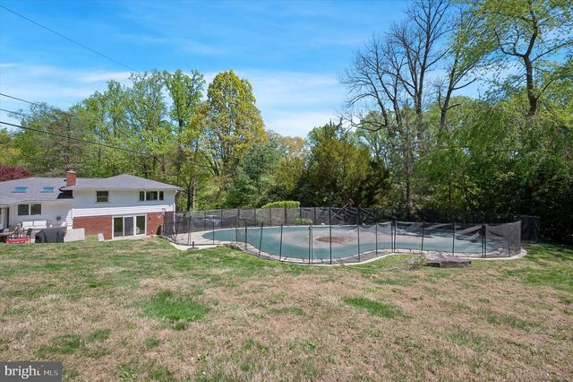 774 ROBINHOOD RD, Bryn Mawr, PA 19010