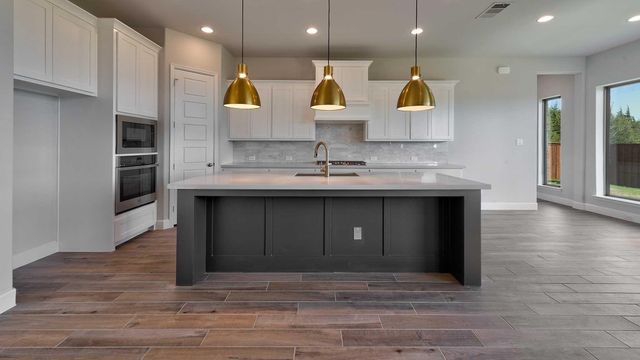 2434 Sibley Drive, Midlothian, TX 76065