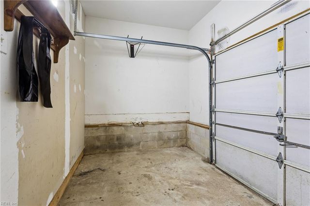 3884 Fox RN, Williamsburg, VA 23188