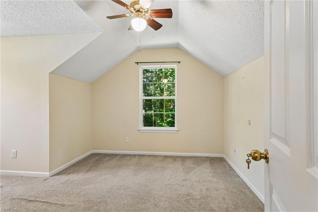 3884 Fox RN, Williamsburg, VA 23188