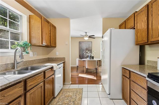 3884 Fox RN, Williamsburg, VA 23188